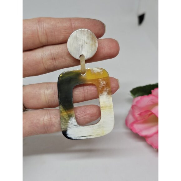 BUFFALO HORN Rectangle Dangle Drop Stud Statement EARRINGS Brown White Beige - Picture 3 of 10